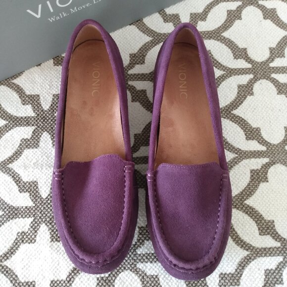 Vionic Chill Debbie Loafer - Picture 2 of 6